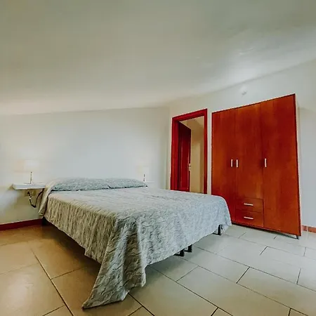 Casa Vacanze Mare E Monti Holiday home *